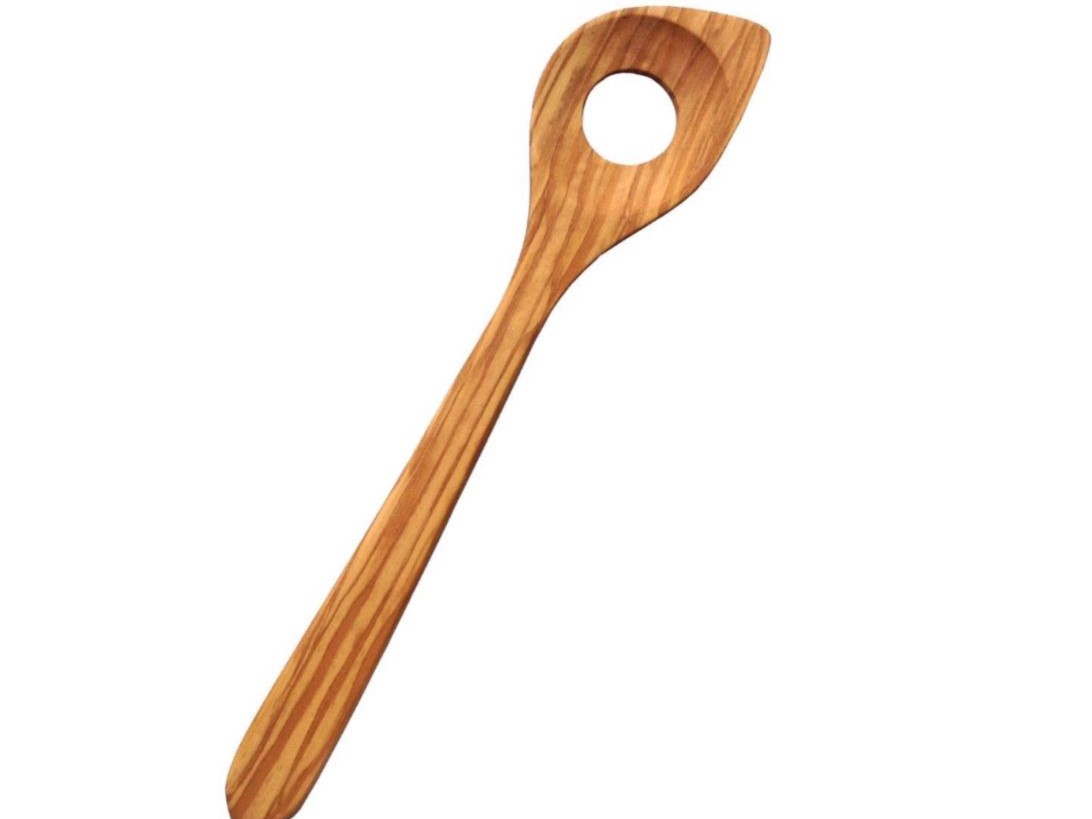 Straight Spoon with one Point Hole